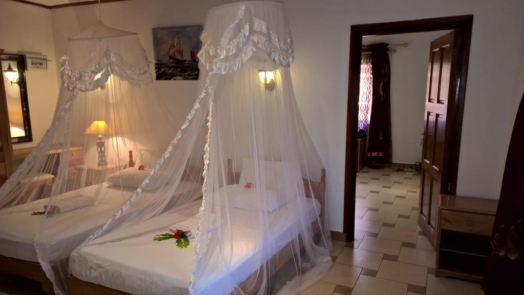 Etoile Labrine Guest House لا ديج الغرفة الصورة